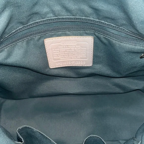 Authentic COACH chelsea bag in taupe - Picture 11 of 12
